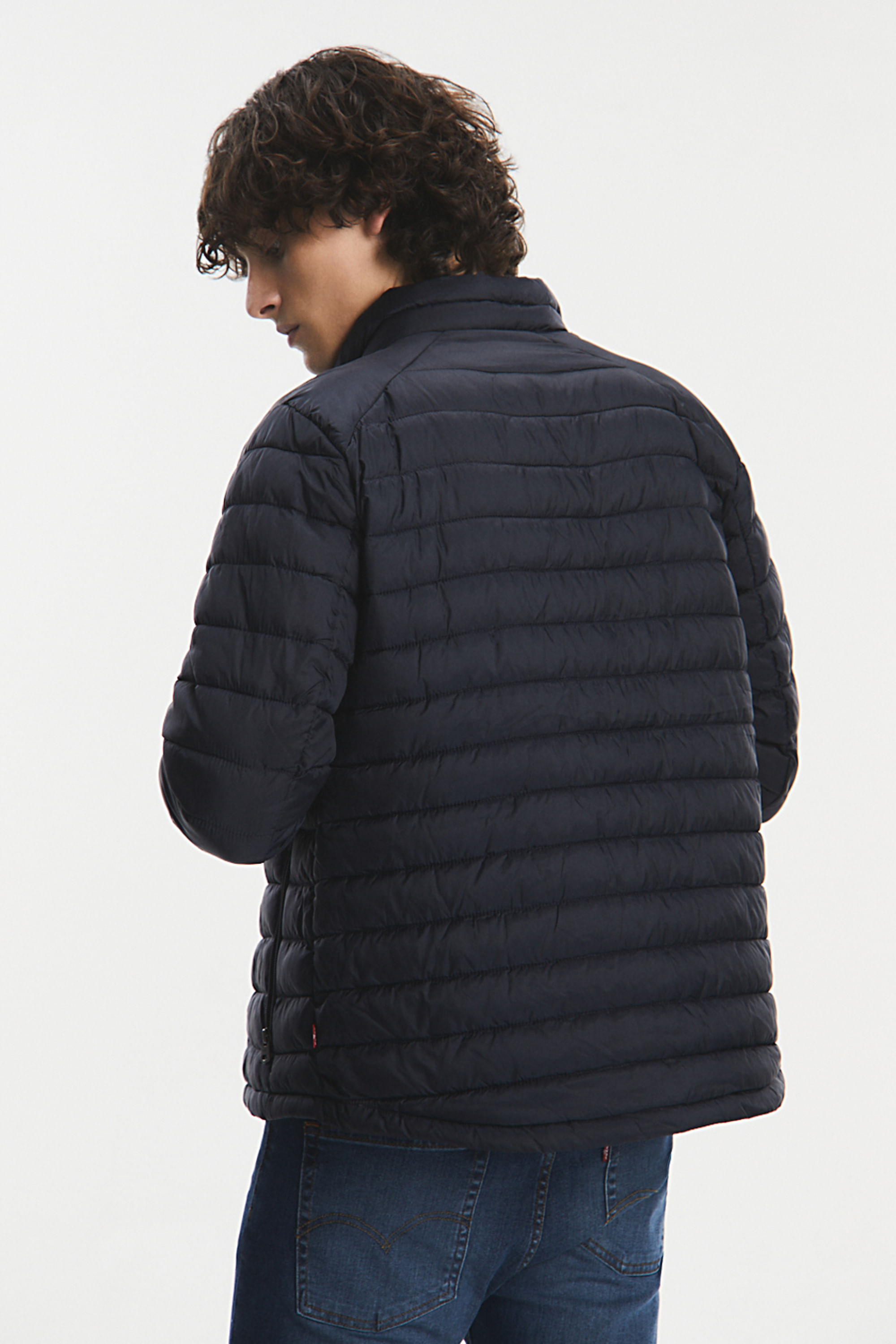 Packable puffer vest — imagen 3
