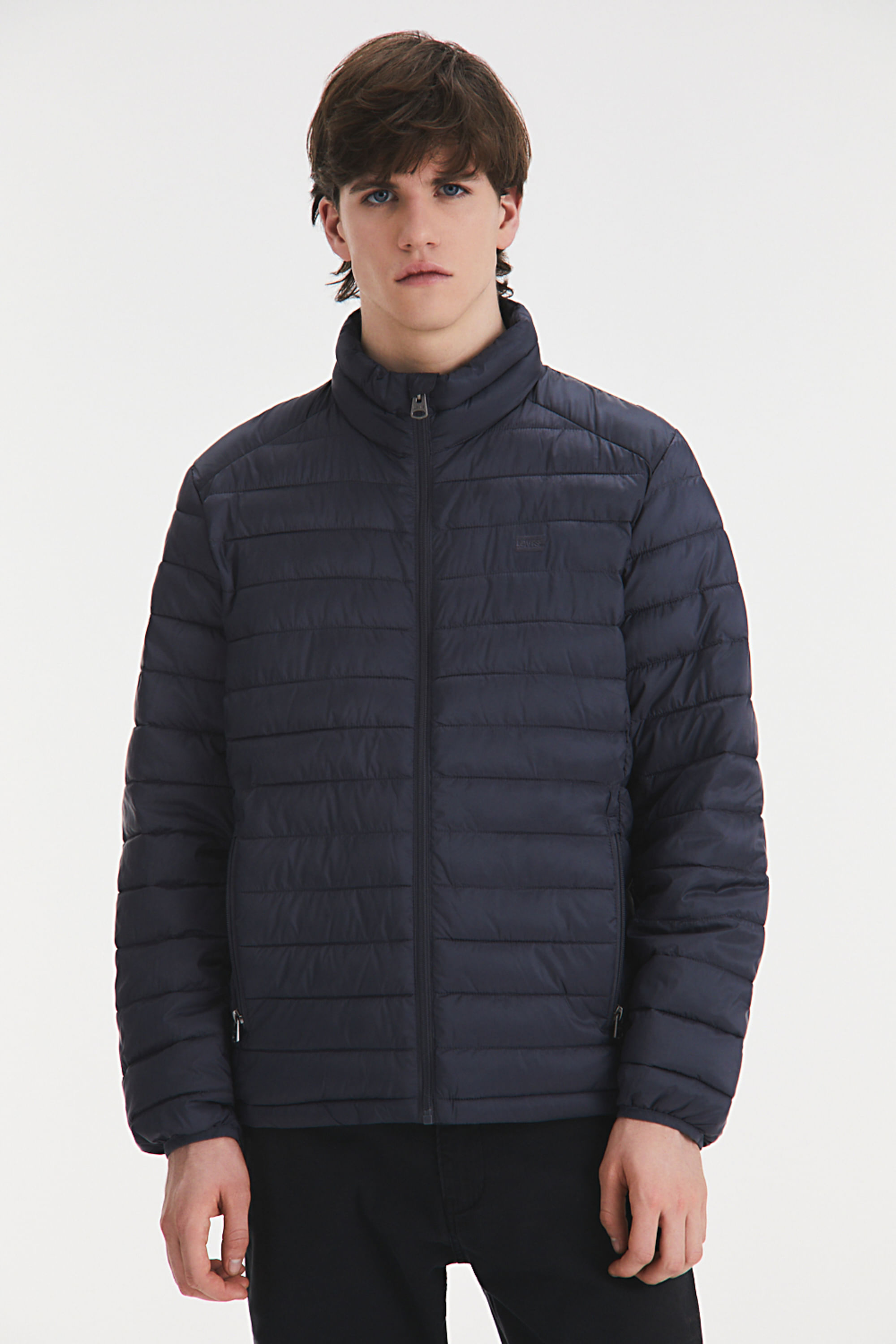 Packable puffer vest