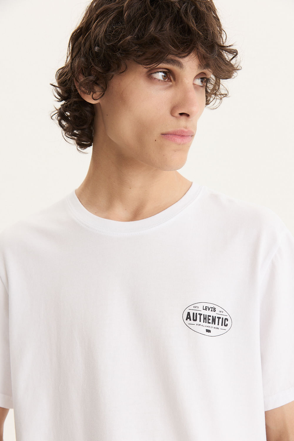 Polo Relaxed Fit blanco de Levis — imagen 4