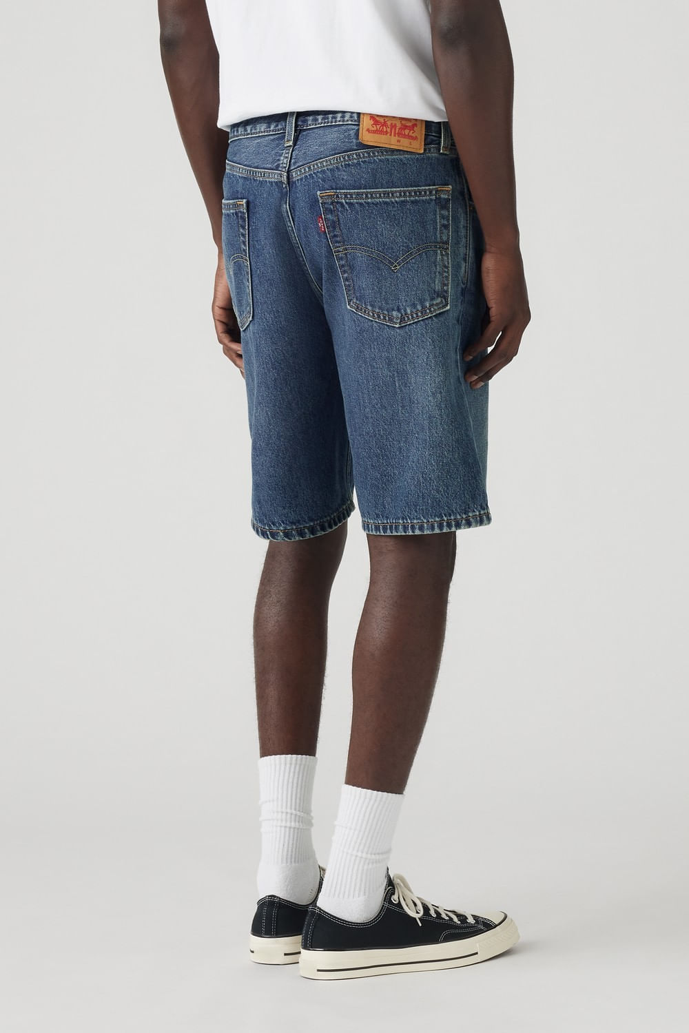Short Relaxed Playback Music de Levis — imagen 3