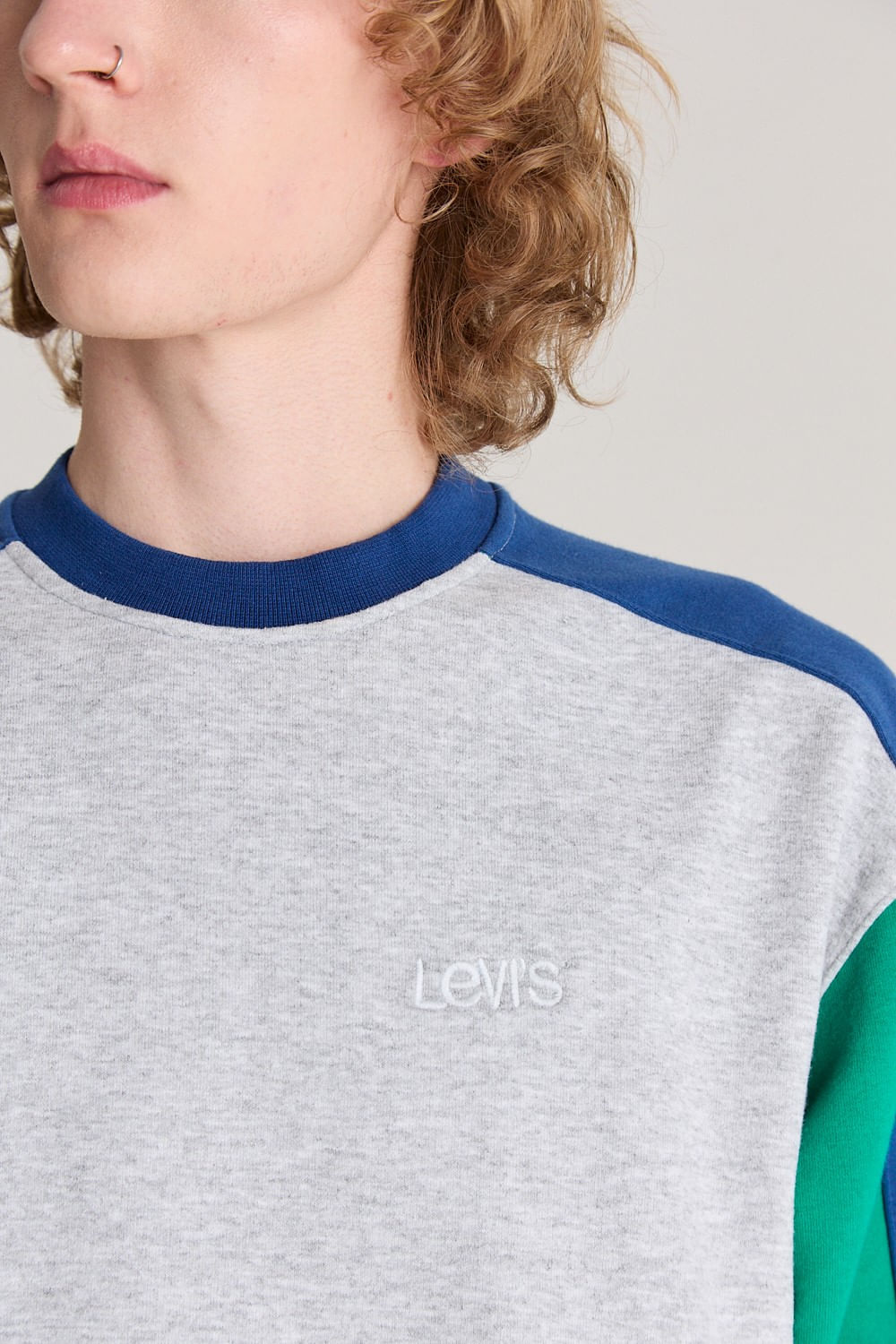 Hoodie Block Ok de Levis — imagen 3