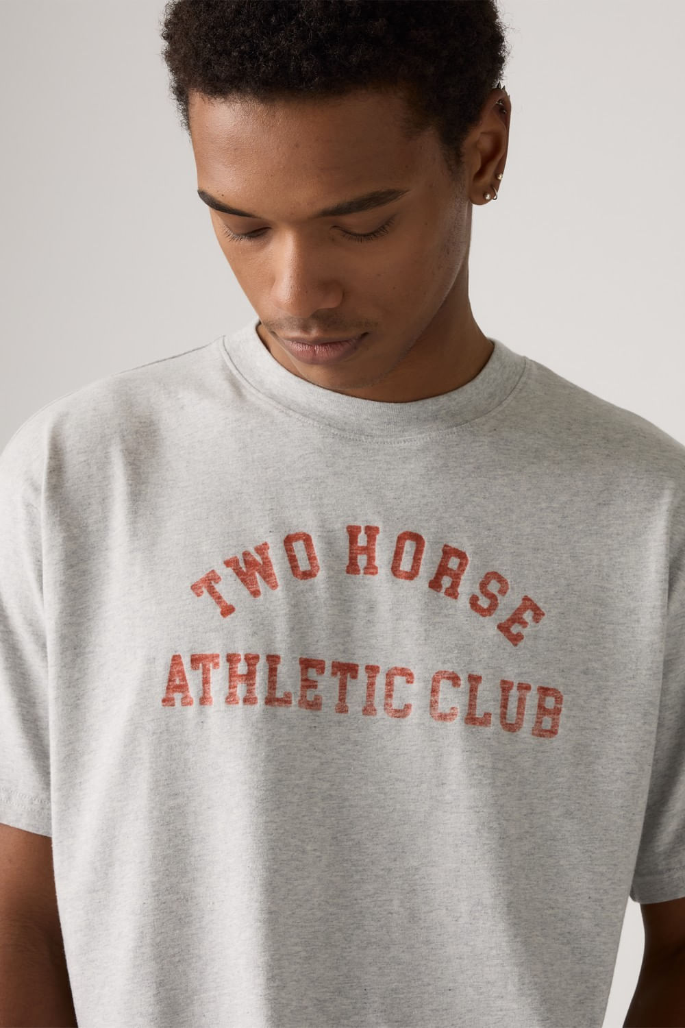 Cropped Relaxed Tee Horse de Levis — imagen 4