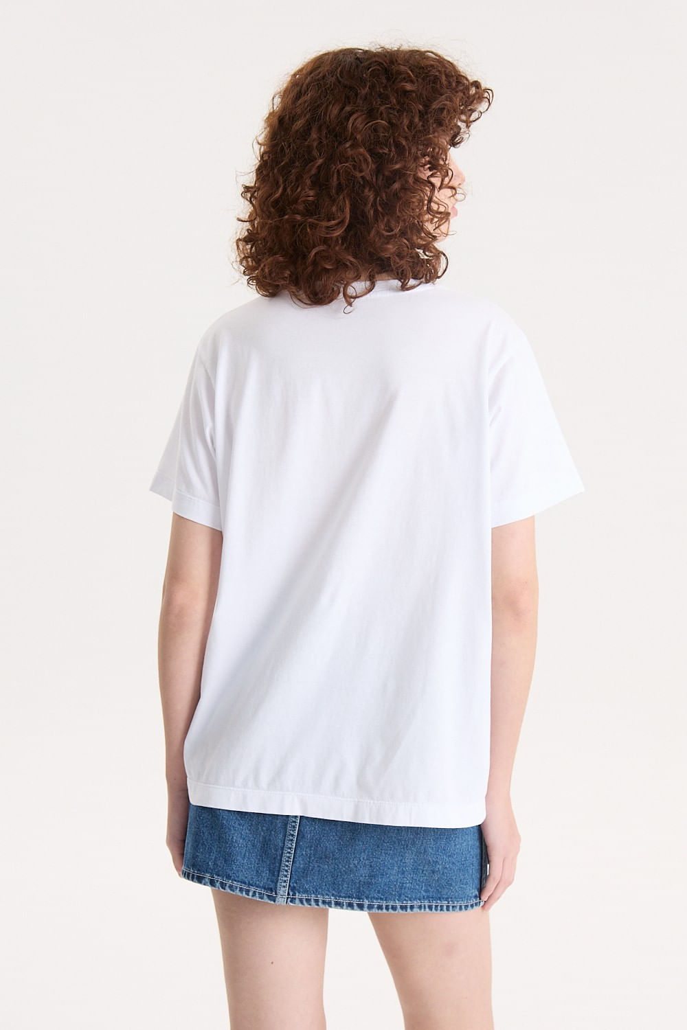 Gr essential tee founde levis — imagen 2