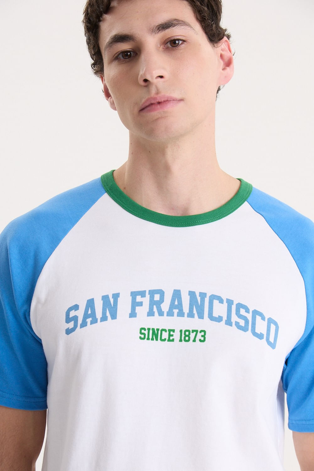 Polo Graphic Retro Raglan Ringer de Levis — imagen 3