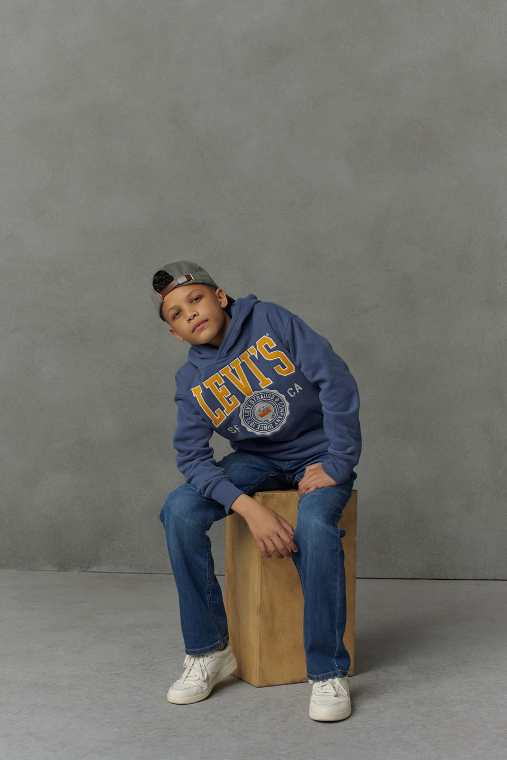 Hoodie deportiva vintage para niños de Levis — imagen 5