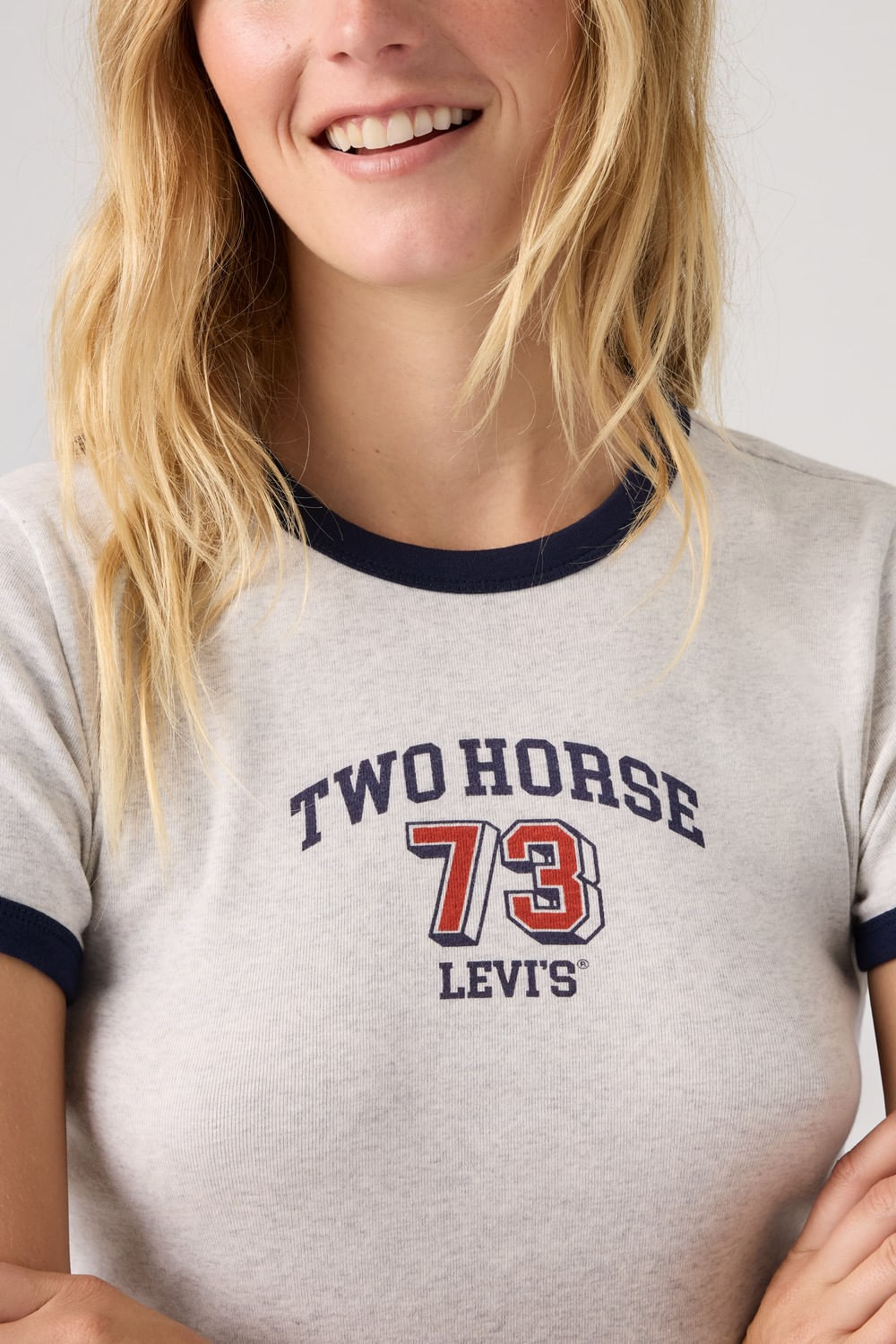 Mini Ringer Tee Two Horse de Levis — imagen 4