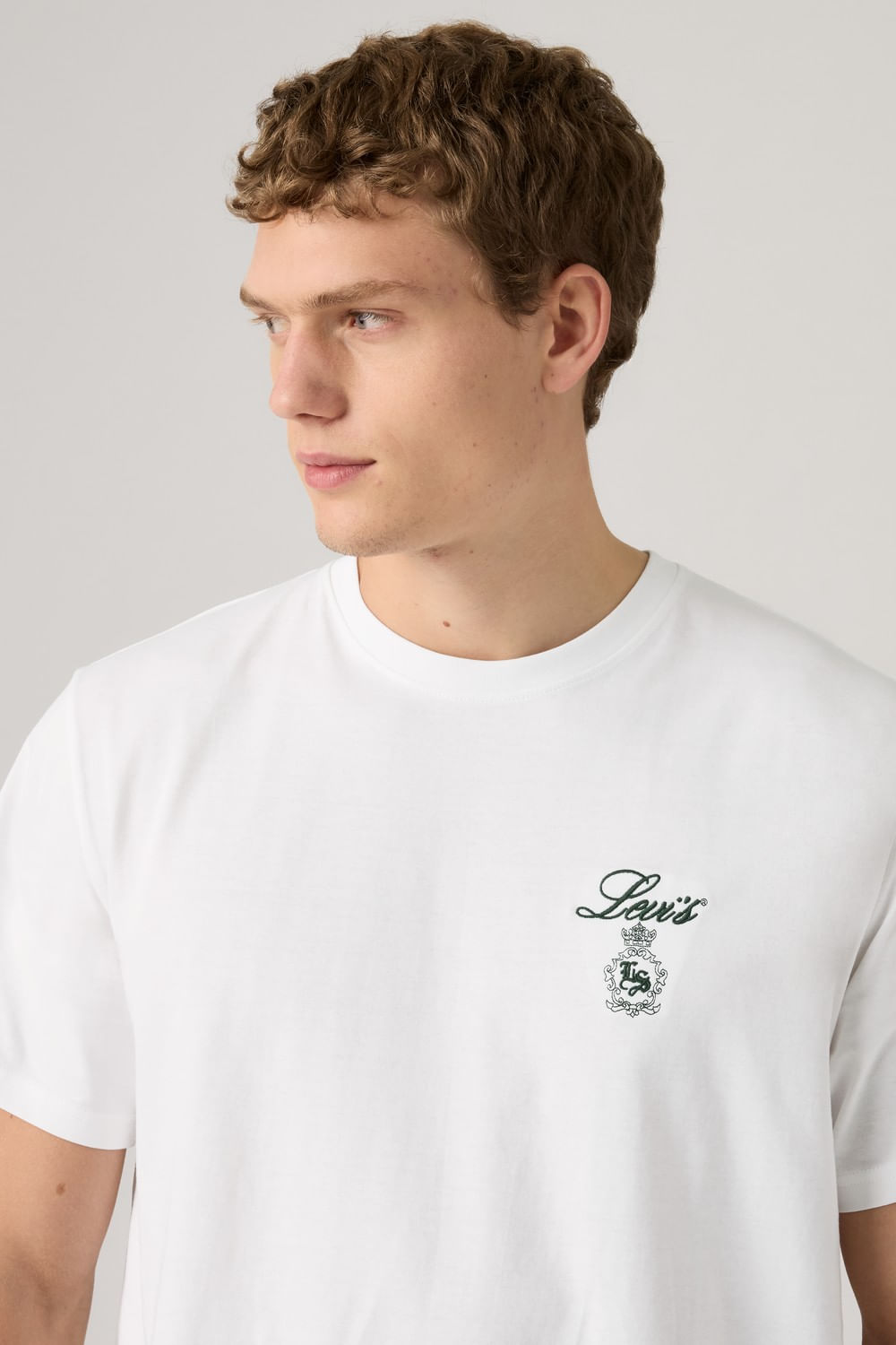Polo gráfico relajado de Levi's — imagen 3