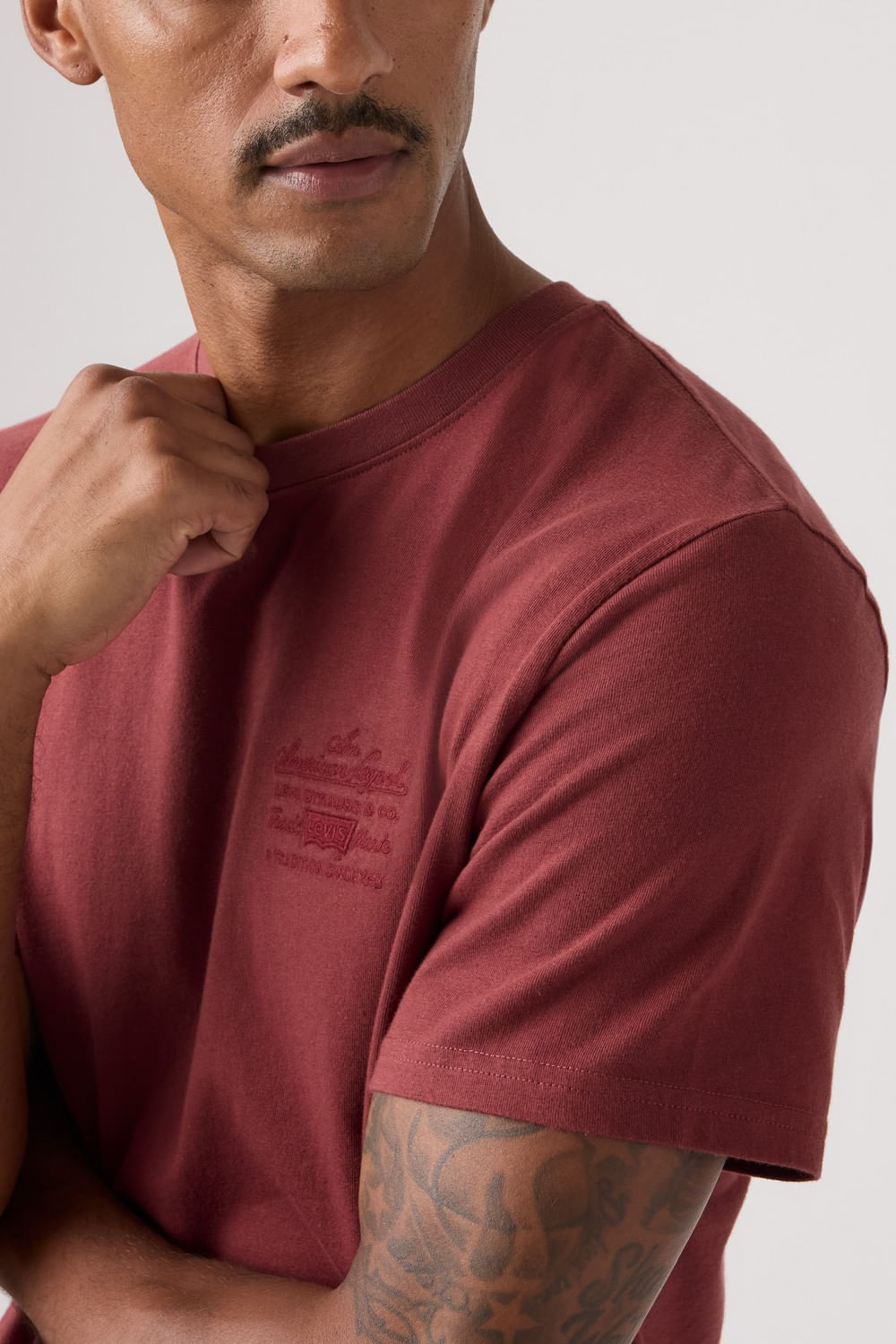 Relaxed graphic tee small levi´s american — imagen 2