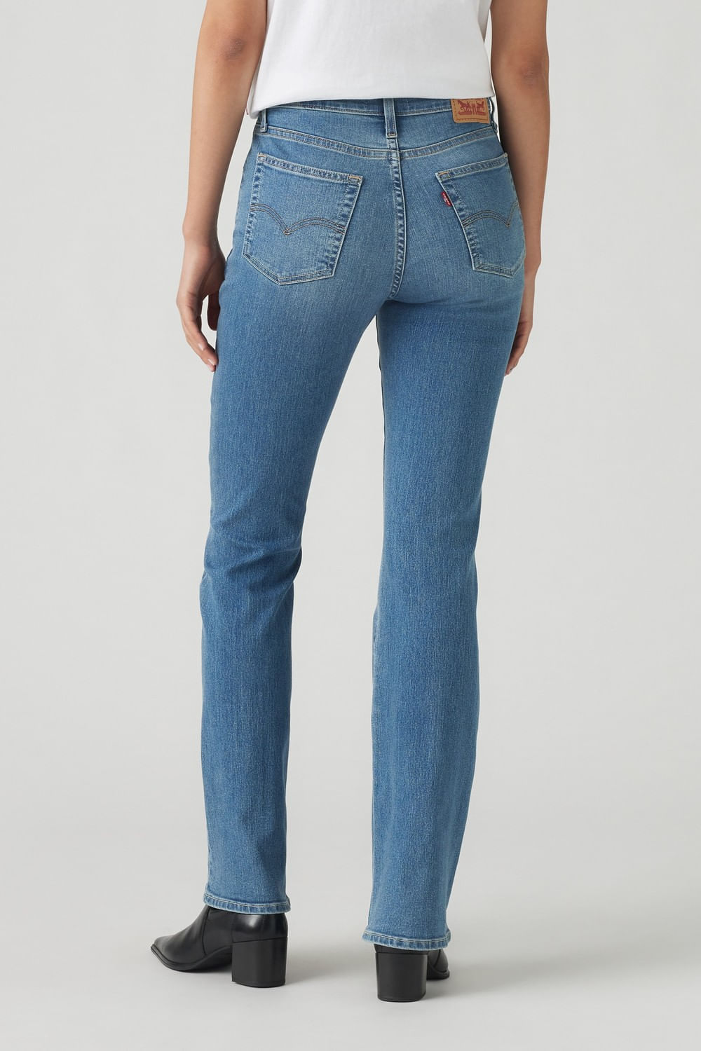 Jeans 725 Hi Rise Bootcut Etermal Indigo Mid de Levis — imagen 4