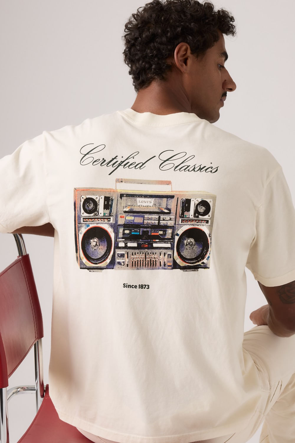 Camiseta boxy tee back certificada stereo de Levis — imagen 2