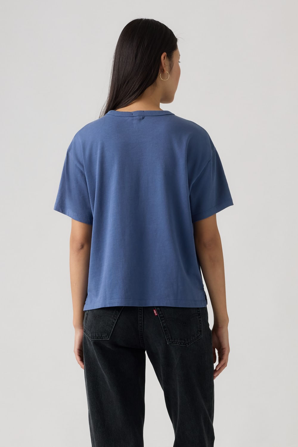 Gr vintage tee levis serif flowers — imagen 2