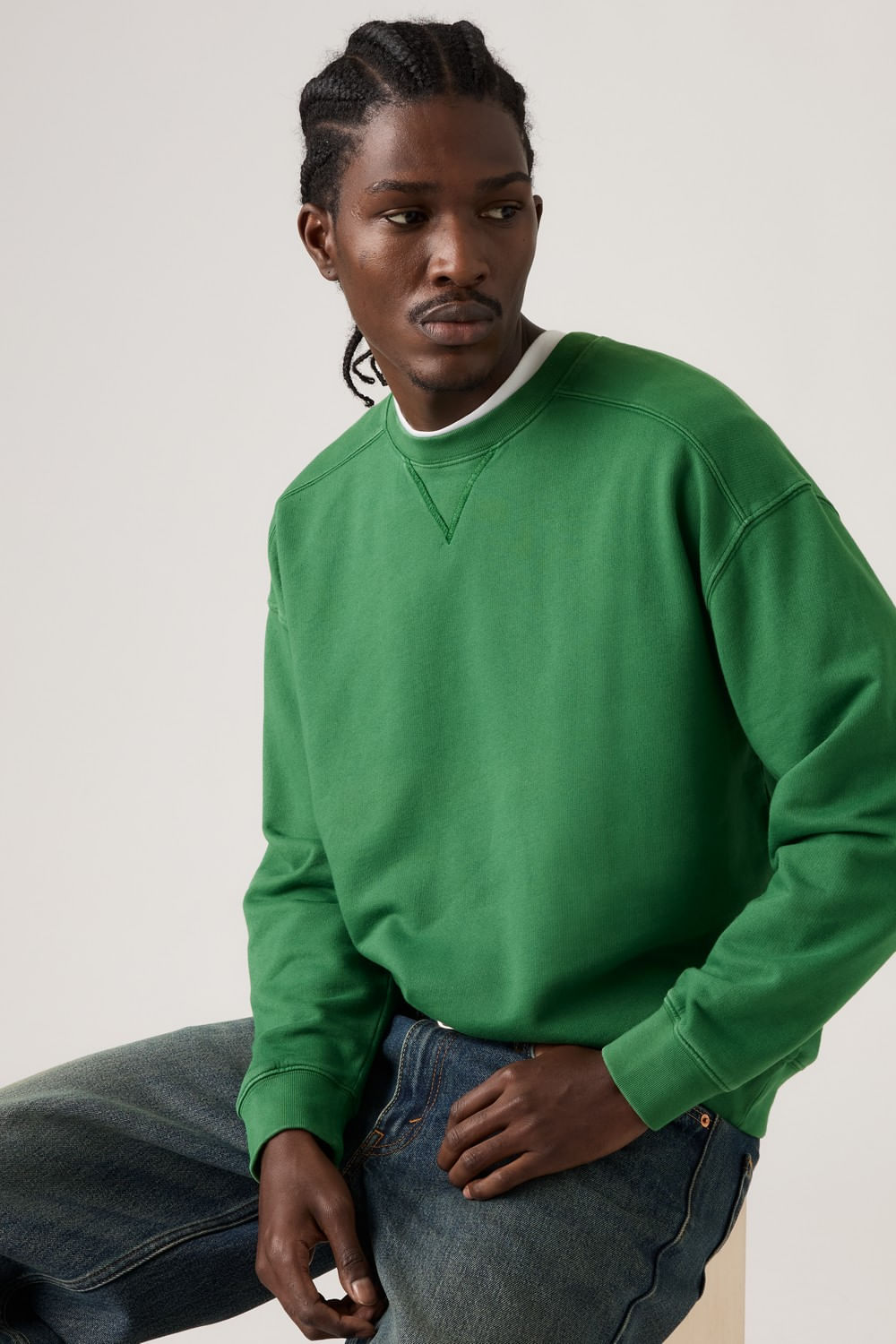 Delany crew garment dye Eden green de Levis