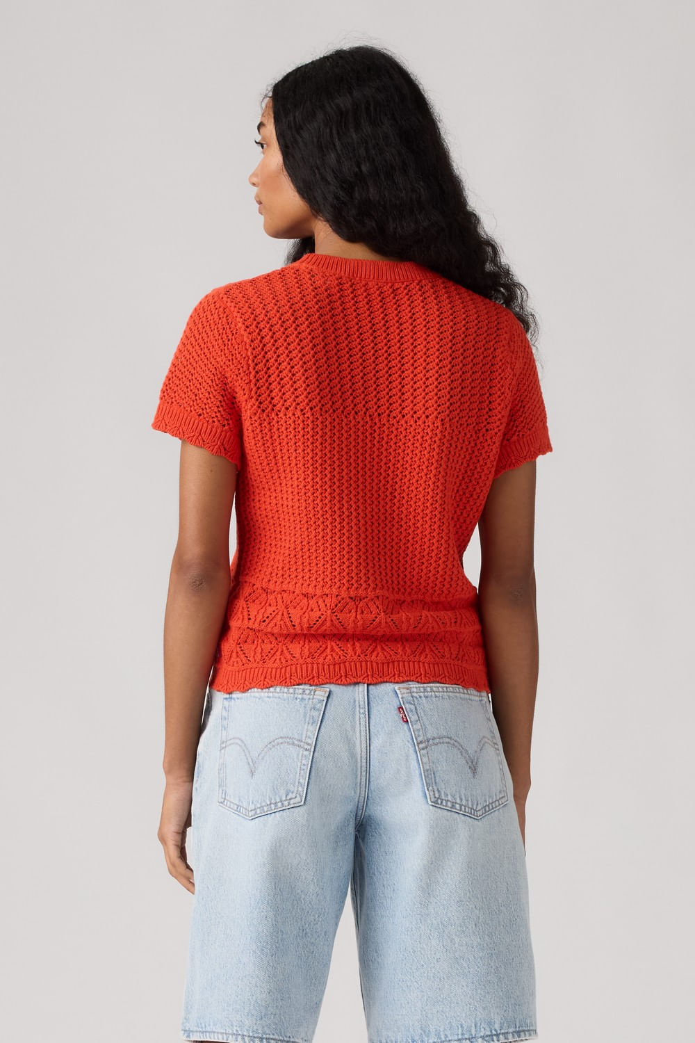 Isabelle crochet sweater signal roja Levis — imagen 4