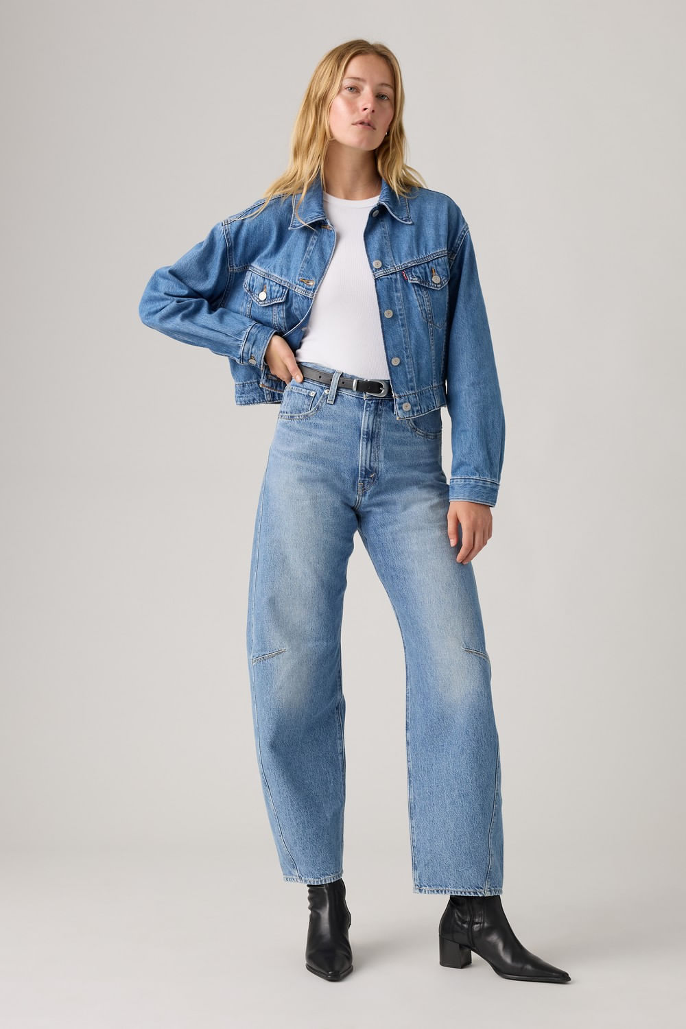 Levis cinch barrel let love in